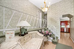 159 Avon Pl, West Hempstead, NY 11552 - Photo 2