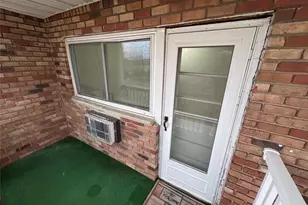 100 Hawthorne Ave, Central Islip, NY 11722 - Photo 24