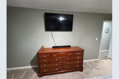 100 Hawthorne Avenue, Central Islip, NY 11722 - Photo 6