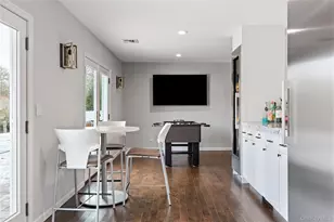 24 Twin River Dr, Oakdale, NY 11769 - Photo 12