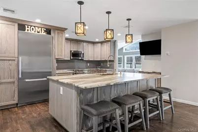 24 Twin River Drive, Oakdale, NY 11769 - Photo 8