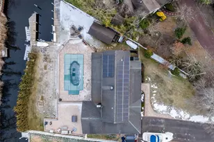 24 Twin River Dr, Oakdale, NY 11769 - Photo 34