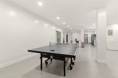 265 Laurel Lane, Syosset, NY 11791 - Photo 38