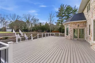 265 Laurel Ln, Syosset, NY 11791 - Photo 42