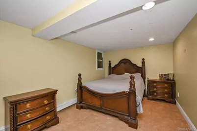 6925 59th Road, Maspeth, NY 11378 - Photo 20