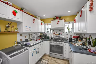 6925 59th Road, Maspeth, NY 11378 - Photo 14