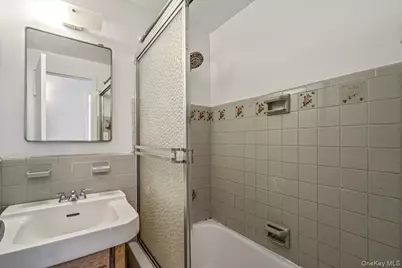 7 Fordham Hill Ova #7G, Bronx, NY 10468 - Photo 18