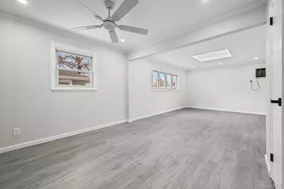 312 Coventry Road S, West Hempstead, NY 11552 - Photo 16