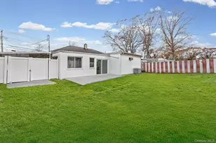 312 Coventry Rd S, West Hempstead, NY 11552 - Photo 6