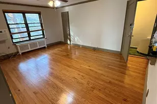 40 Terrace Cir, Great Neck, NY 11021 - Photo 4