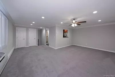 5 Exeter Place #506B, Coram, NY 11727 - Photo 4