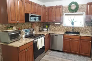 117 N Coleman Rd, Centereach, NY 11720 - Photo 8