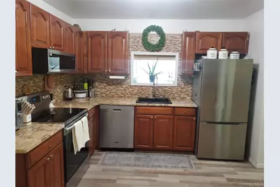 117 N Coleman Road, Centereach, NY 11720 - Photo 4