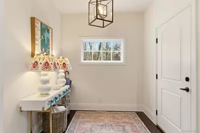 1347 Chicken Valley Road, Upper Brookville, NY 11771 - Photo 4