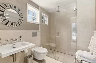 1347 Chicken Valley Rd, Upper Brookville, NY 11771 - Photo 32