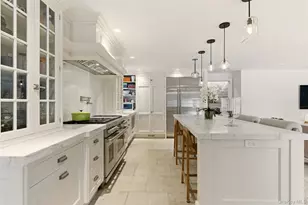 1347 Chicken Valley Rd, Upper Brookville, NY 11771 - Photo 18