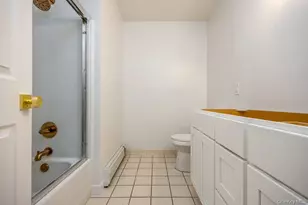 600 Twin Arch Rd, Rock Tavern, NY 12575 - Photo 16