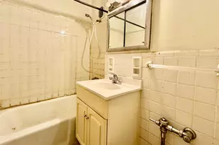 142-05 Roosevelt Ave, Flushing, NY 11354 - Photo 6