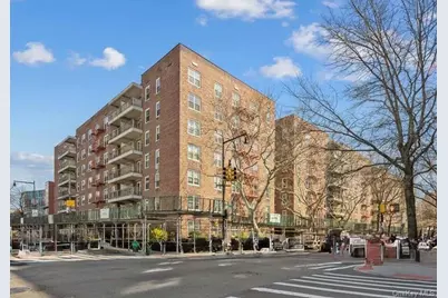 142-05 Roosevelt Avenue #517, Flushing, NY 11354 - Photo 1