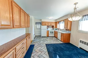 1433 Bowers Dr, Seaford, NY 11783 - Photo 8