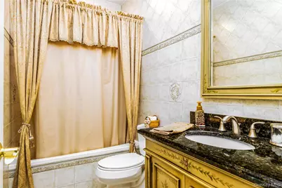 8611 165th Avenue, Howard Beach, NY 11414 - Photo 14