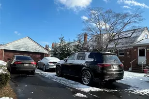 17 Molyneaux Rd, Valley Stream, NY 11580 - Photo 34