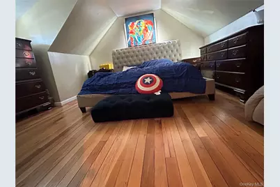 17 Molyneaux Road, Valley Stream, NY 11580 - Photo 18