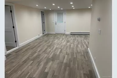 65 N Linwood Road #Garden, Port Washington, NY 11050 - Photo 4