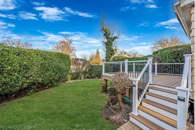 32 Everett, Lynbrook, NY 11563 - Photo 8