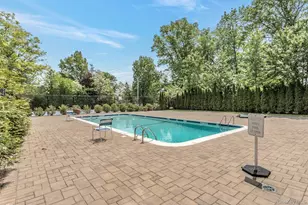 45 Windsor Gate, North Hills, NY 11040 - Photo 8