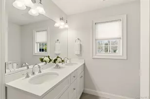 16 Soundview Rd, Huntington, NY 11743 - Photo 18