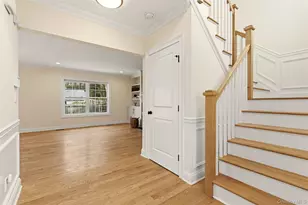 16 Soundview Rd, Huntington, NY 11743 - Photo 8