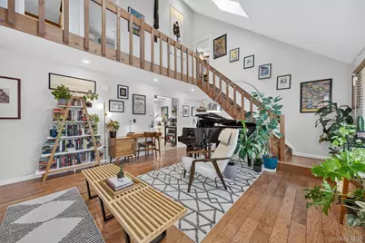 5 Larch Court, Poughkeepsie, NY 12603 - Photo 4