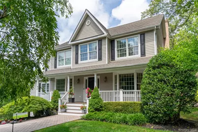 36 Rose Court, Northport, NY 11768 - Photo 2