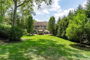 36 Rose Ct, Northport, NY 11768 - Photo 8