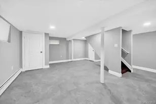 2886 Randall Ave, Bronx, NY 10465 - Photo 16