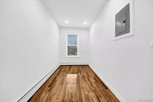 2886 Randall Ave, Bronx, NY 10465 - Photo 20