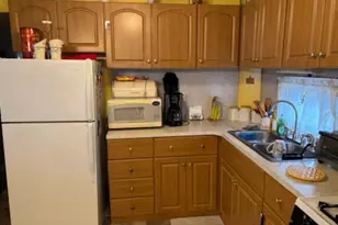 1661 Old Country Rd, Riverhead, NY 11901 - Photo 6