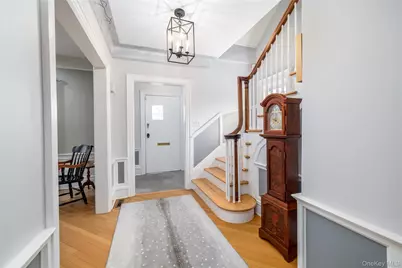 166 Princeton Road, Rockville Centre, NY 11570 - Photo 4