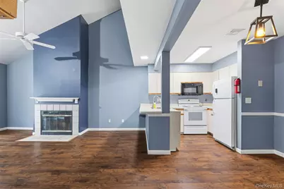 239 Deer Hill Road, South Salem, NY 10590 - Photo 4