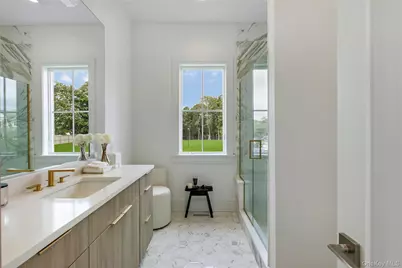 17 Happy Lane, Westhampton Beach, NY 11978 - Photo 10