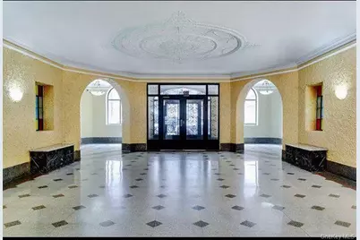 225 Bennett Avenue #4L, New York, NY 10040 - Photo 8