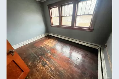 44 S Grand Avenue, Poughkeepsie, NY 12603 - Photo 10