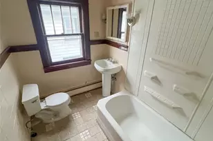 44 S Grand Ave, Poughkeepsie, NY 12603 - Photo 8