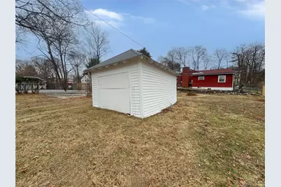 44 S Grand Avenue, Poughkeepsie, NY 12603 - Photo 12