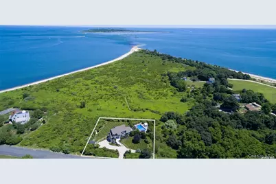 300 Latham Lane, Orient, NY 11957 - Photo 1