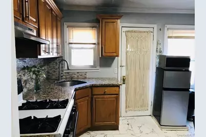 118-29 152nd Street, Jamaica, NY 11434 - Photo 4