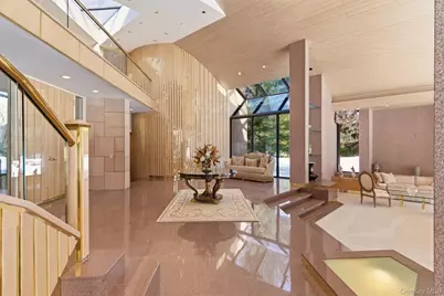 101 Wheatley Road, Old Westbury, NY 11568 - Photo 18