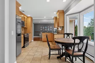 18 Canterbury Ln, Nesconset, NY 11767 - Photo 16