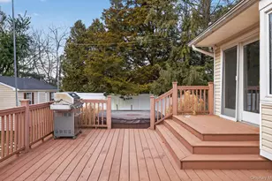 18 Canterbury Ln, Nesconset, NY 11767 - Photo 32